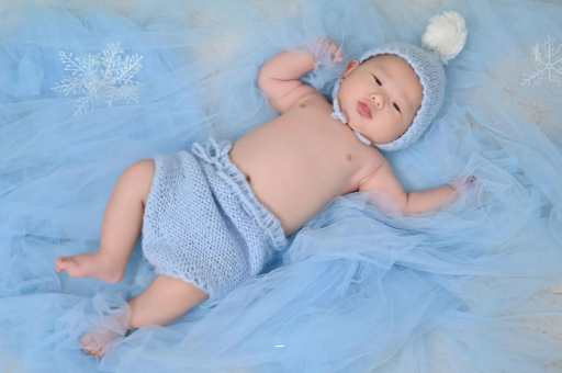 宁阳摸孕妇肚子沾喜气